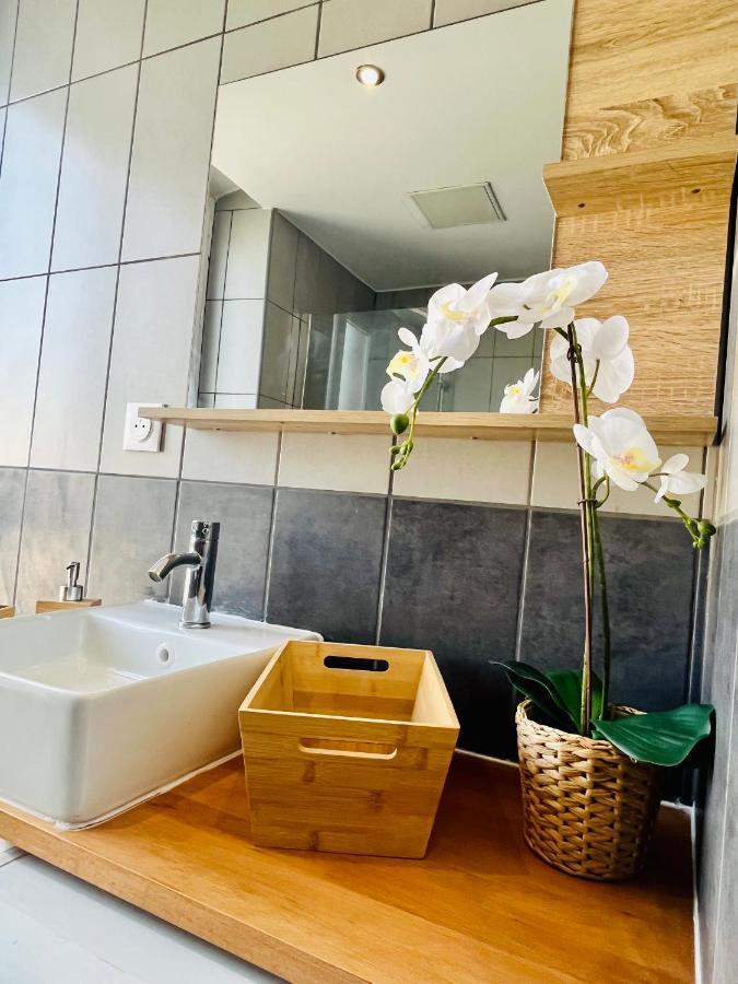 Superbe Duplex Design Neuf 2 Chambres, Climatise Tout Confort, Facile D,Acces Stationnement Gratuit Marsella Exterior foto