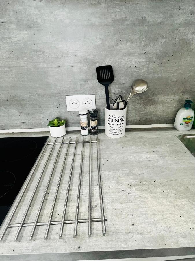 Superbe Duplex Design Neuf 2 Chambres, Climatise Tout Confort, Facile D,Acces Stationnement Gratuit Marsella Exterior foto